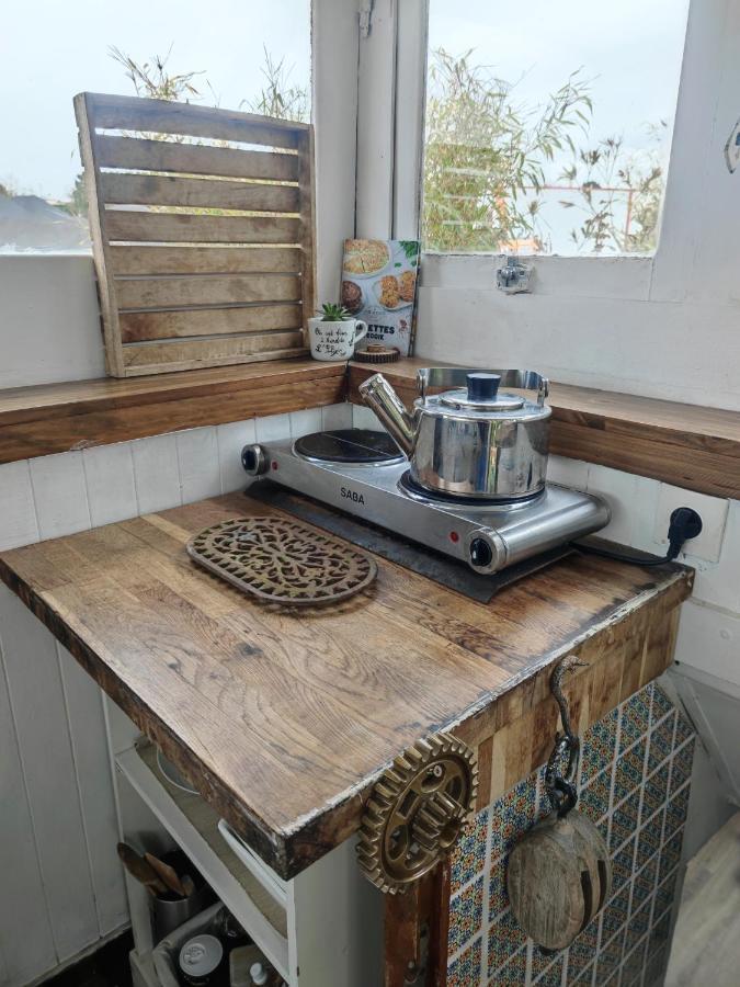 Bateau Entre Lille Et Paris Bed & Breakfast Thourotte Exterior photo